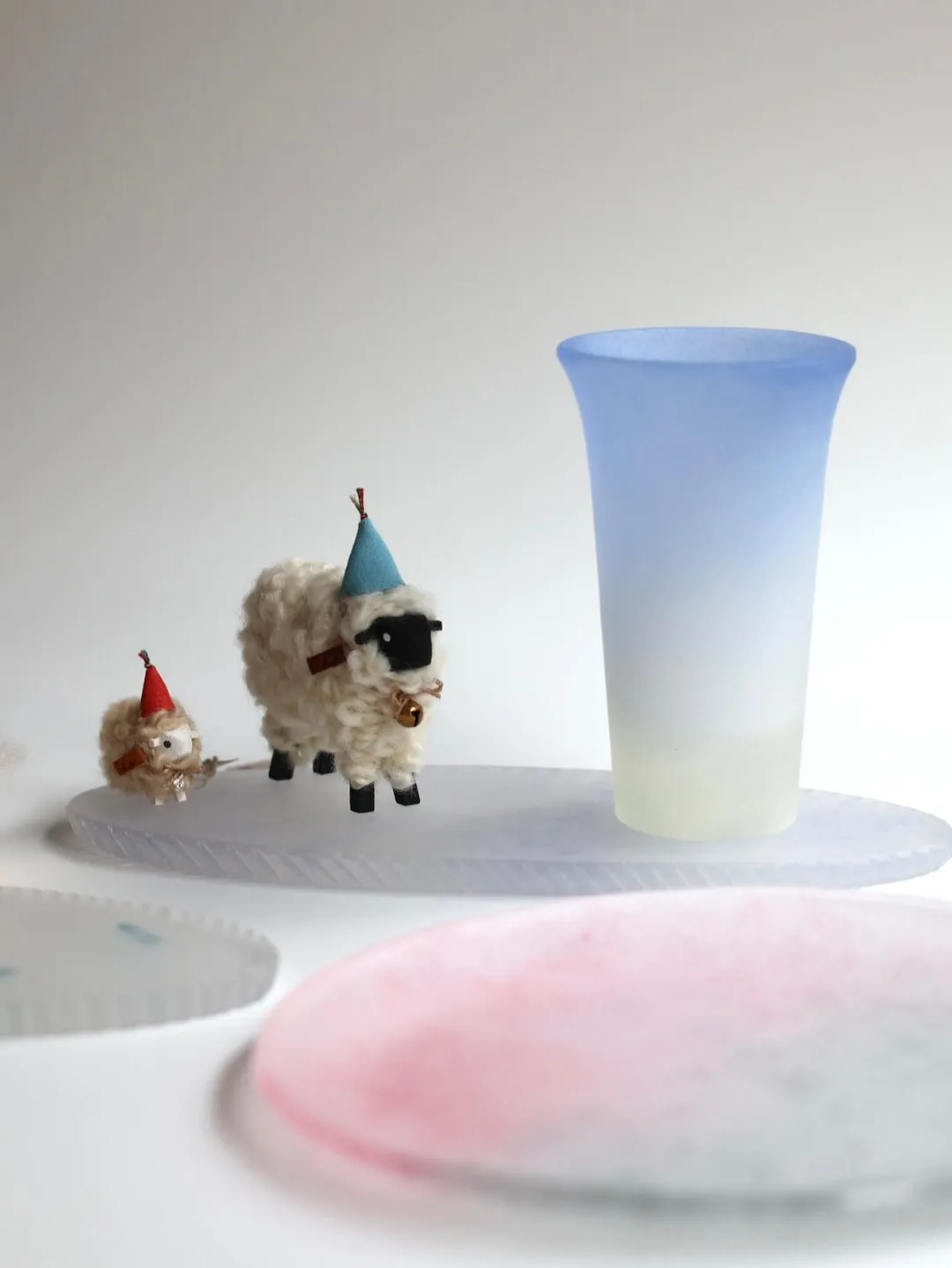 汲田日向子 × hitsujiの庭 二人展 開催中。