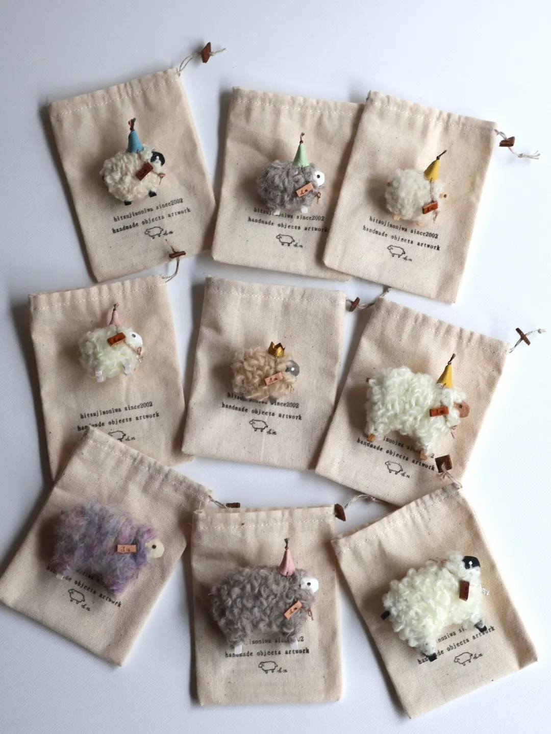 開催中の汲田日向子 × hitsujiの庭 二人展「光と温も...